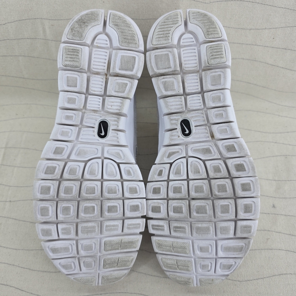Nike Womens Free Run 2 Summit White Grey Running Shoes DM8915-100 Size 7.5 - Picture 10 of 13